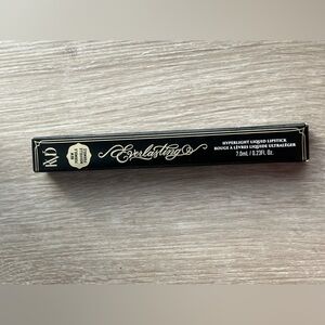 KVD Everlasting Hyperlight Liquid Lipstick - Black
